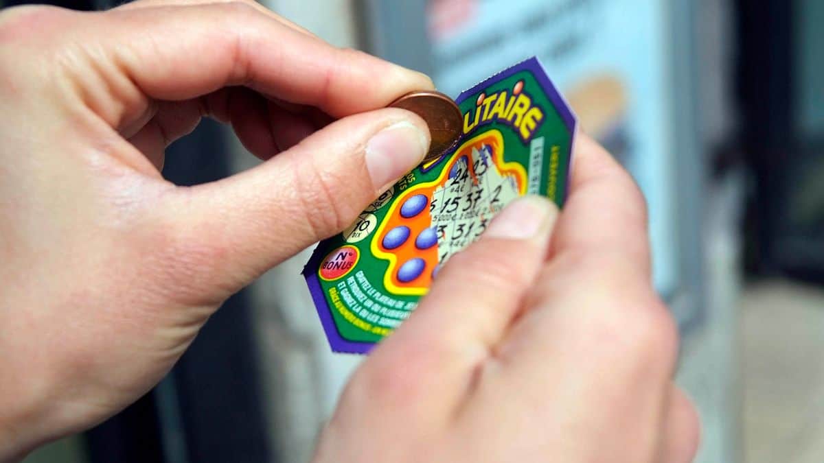 Strategi Bermain Togel Hongkong & Pola Menang